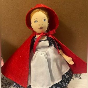 Colonial williamsburg foundation 1996 vintage Sarah cloth doll Toy